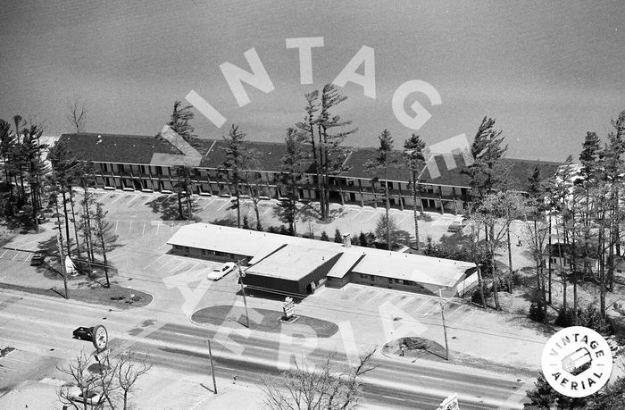 Indian Trail Lodge - 1980 - Indian Trail Lodge Close To Water